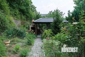 Дом 350м², 3-этажный, участок 17 сот.