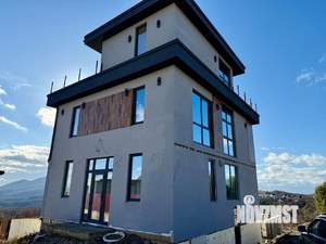 Дом 234м², 2-этажный, участок 5 сот.