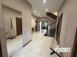 Дом 310м², 3-этажный, участок 620 сот.