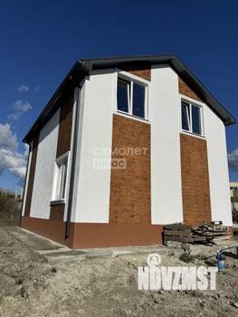 Дом 135м², 2-этажный, участок 4 сот.