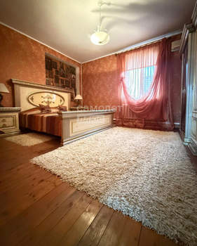 Дом 331м², 2-этажный, участок 10 сот.