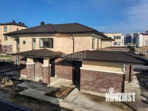 Дом 282м², 2-этажный, участок 7 сот.