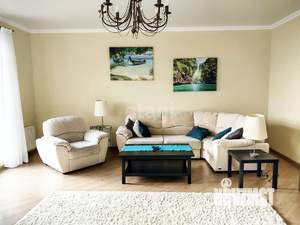 Дом 340м², 2-этажный, участок 6 сот.