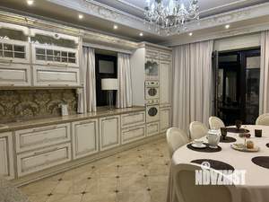 Дом 460м², 3-этажный, участок 8 сот.