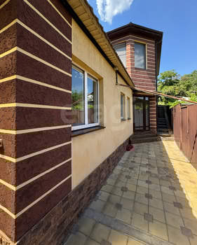 Дом 110м², 2-этажный, участок 4 сот.