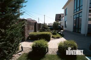 Дом 160м², 2-этажный, участок 4 сот.