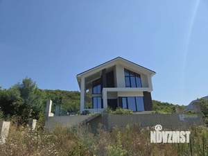 Дом 260м², 2-этажный, участок 7 сот.