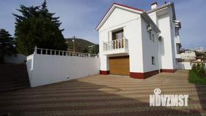 Дом 471м², 4-этажный, участок 8 сот.