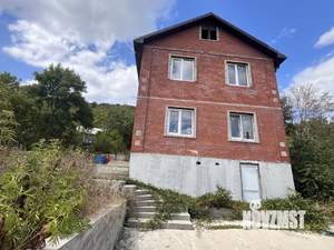 Дом 130м², 2-этажный, участок 6 сот.