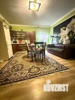 Дом 331м², 2-этажный, участок 10 сот.