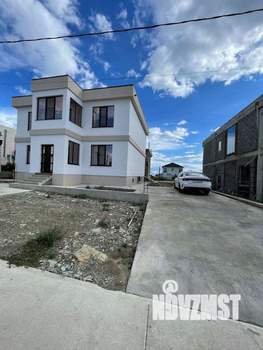 Дом 327м², 3-этажный, участок 5 сот.