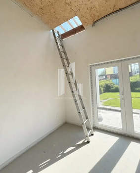 Дом 210м², 2-этажный, участок 6 сот.