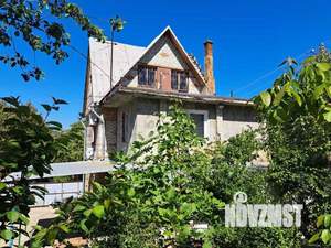 Дом 100м², 3-этажный, участок 6 сот.