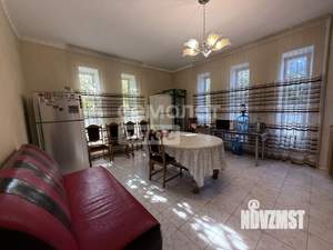 Дом 207м², 2-этажный, участок 3 сот.