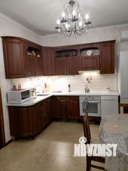 Дом 93м², 2-этажный, участок 4 сот.