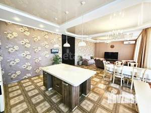 Дом 321м², 2-этажный, участок 8 сот.