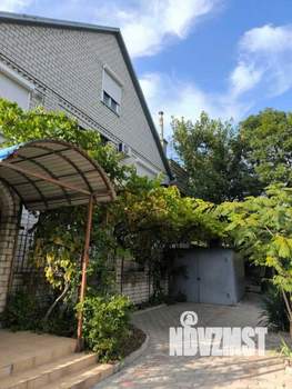 Дом 367м², 3-этажный, участок 1 сот.