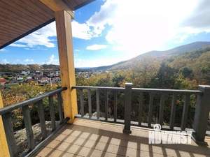 Дом 183м², 2-этажный, участок 6 сот.