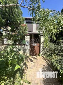 Дом 267м², 2-этажный, участок 6 сот.