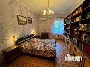 Дом 198м², 2-этажный, участок 11 сот.