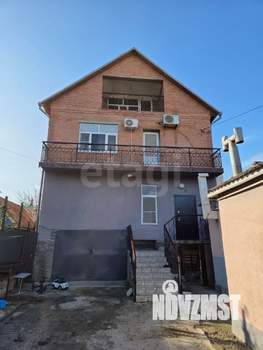 Дом 300м², 3-этажный, участок 5 сот.