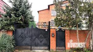 Дом 277м², 4-этажный, участок 6 сот.