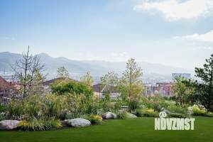 Дом 1394м², 3-этажный, участок 72 сот.