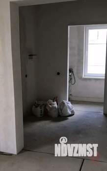 Дом 100м², 2-этажный, участок 3 сот.