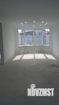 Дом 194м², 2-этажный, участок 7 сот.