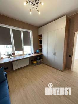 Дом 327м², 3-этажный, участок 5 сот.