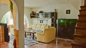 Дом 174м², 3-этажный, участок 6 сот.