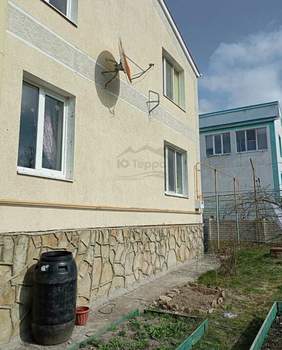 Дом 185м², 2-этажный, участок 8 сот.