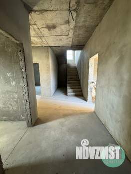 Дом 203м², 2-этажный, участок 5 сот.