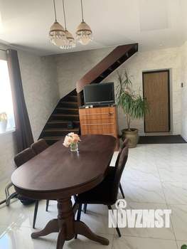 Дом 133м², 2-этажный, участок 5 сот.