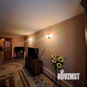 Дом 193м², 3-этажный, участок 5 сот.