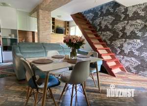 Дом 98м², 2-этажный, участок 8 сот.