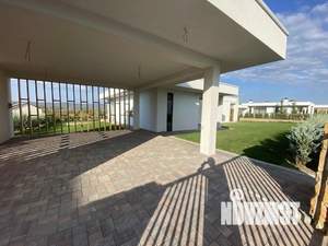 Дом 211м², 2-этажный, участок 10 сот.