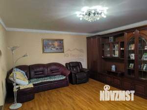 Дом 367м², 3-этажный, участок 1 сот.