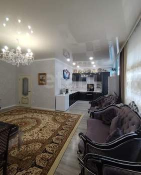 Дом 221м², 2-этажный, участок 8 сот.