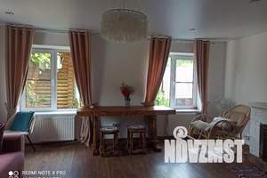 Дом 200м&sup2;, 2-этажный, посуточно, 