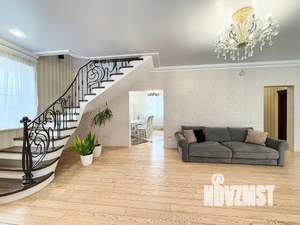 Дом 210м², 2-этажный, посуточно, 