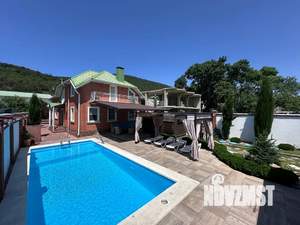 Дом 172м&sup2;, 2-этажный, посуточно, 