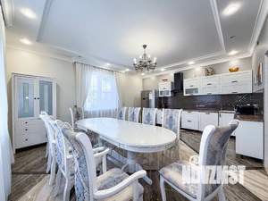 Дом 210м², 2-этажный, посуточно, 