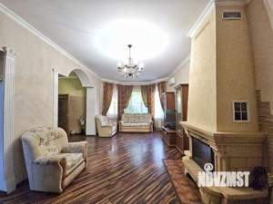 Дом 265м², 2-этажный, на длительный срок, 