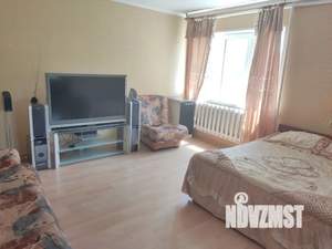 Дом 60м&sup2;, 2-этажный, посуточно, 