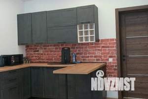 Дом 220м&sup2;, 3-этажный, посуточно, 