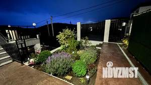 Дом 220м&sup2;, 2-этажный, посуточно, 