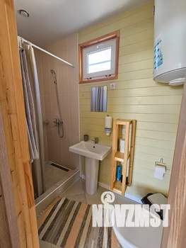 Дом 40м&sup2;, 2-этажный, посуточно, 