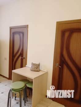 Дом 100м&sup2;, 2-этажный, на длительный срок, 