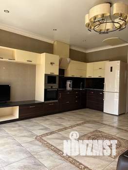 Дом 130м&sup2;, 2-этажный, посуточно, 